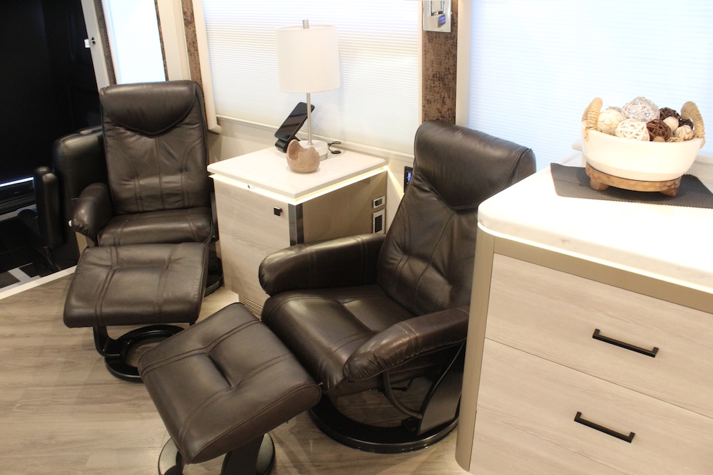 2023 Prevost Emerald H3-45 For Sale