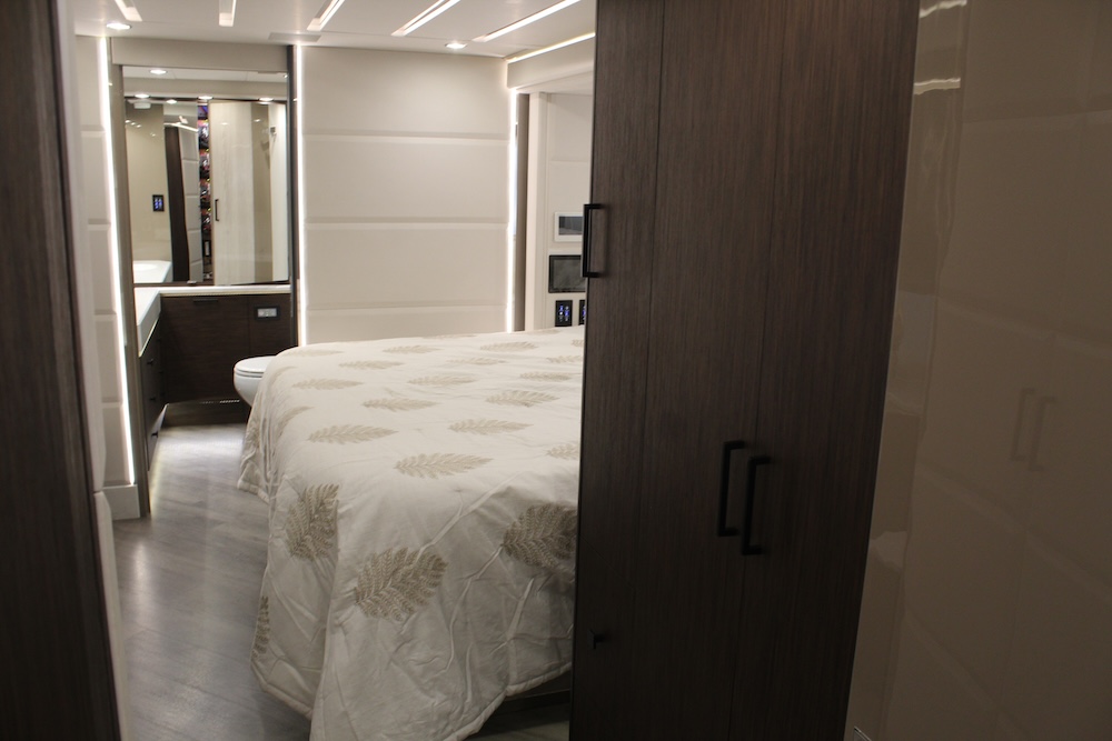 2023 Prevost Emerald H3-45 For Sale