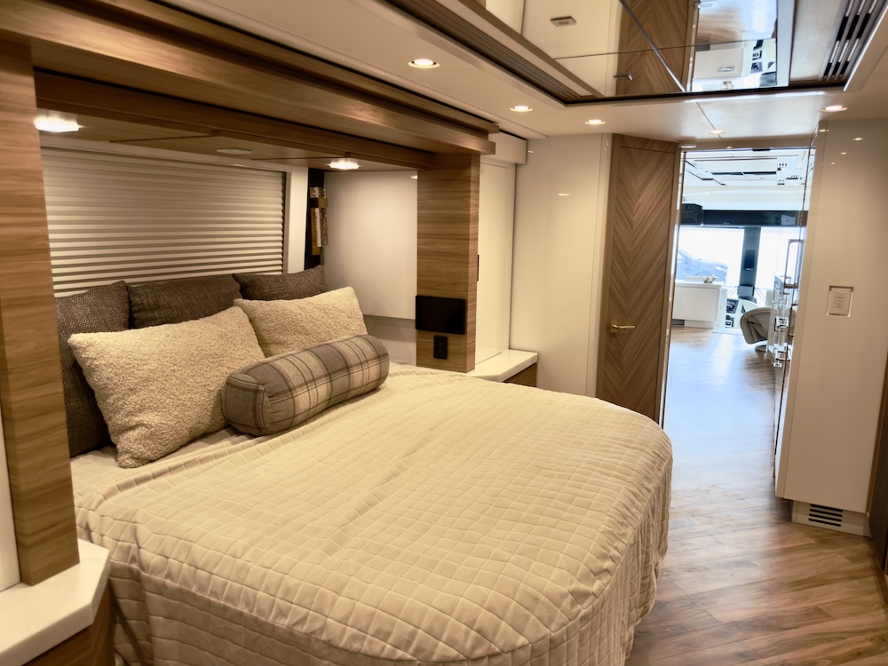 2023 Prevost  Liberty H3-45 For Sale