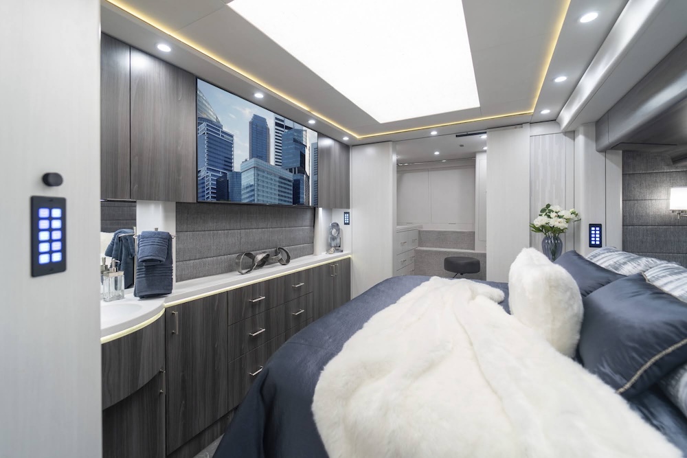 2023 Prevost Marathon X3 For Sale