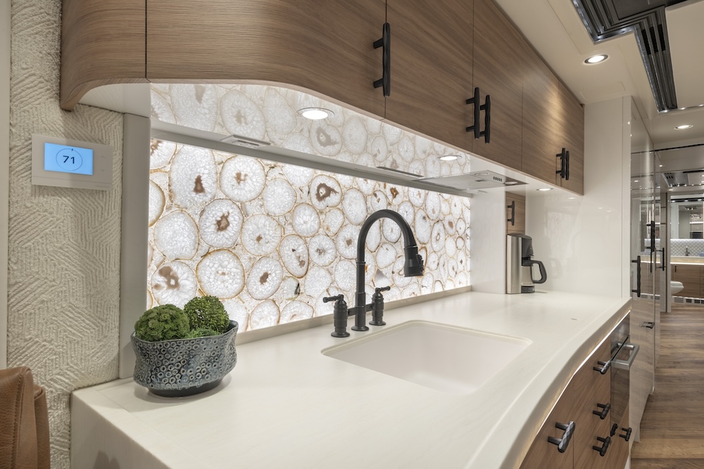 2024 Prevost Liberty H3-45 For Sale