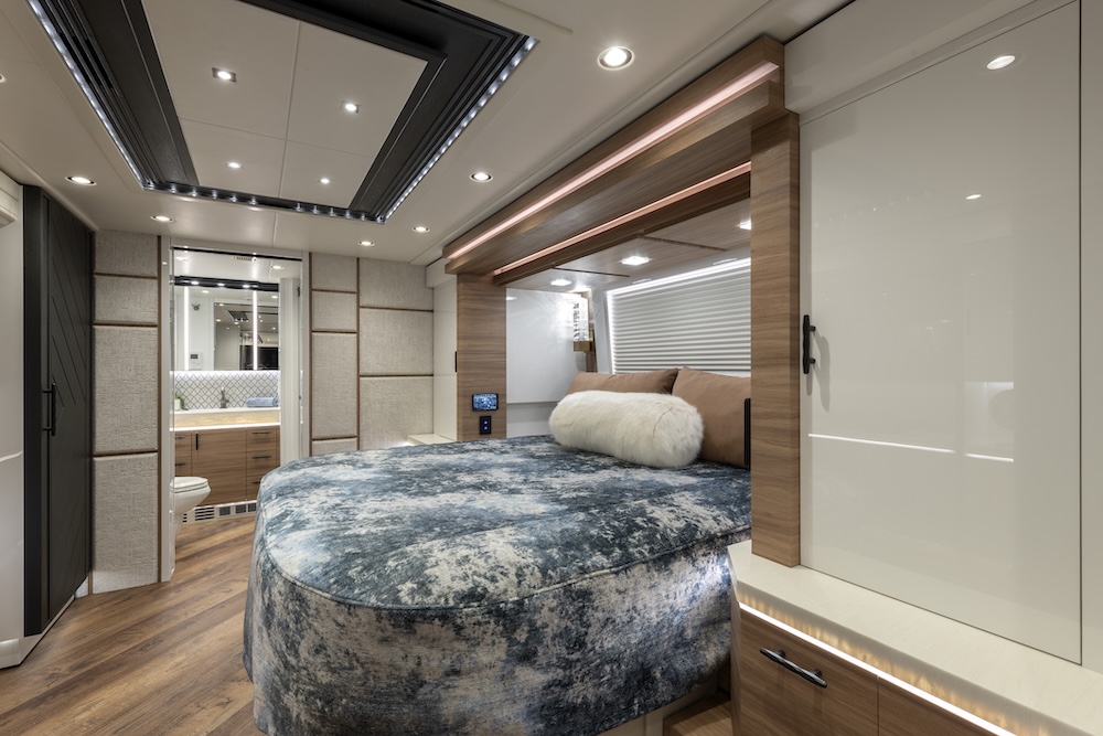 2024 Prevost Liberty H3-45 For Sale