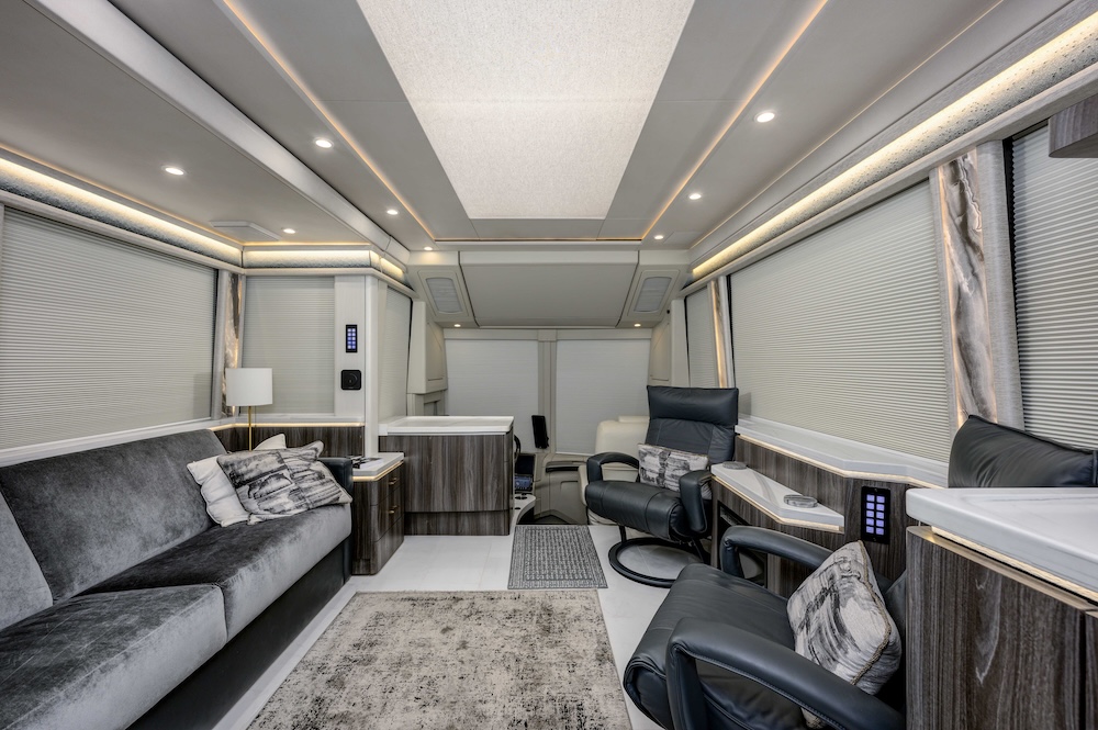 2024 Prevost Marathon H3-45 For Sale