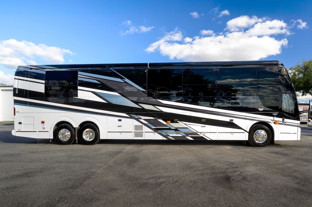 2024 Prevost Marathon H3-45 For Sale