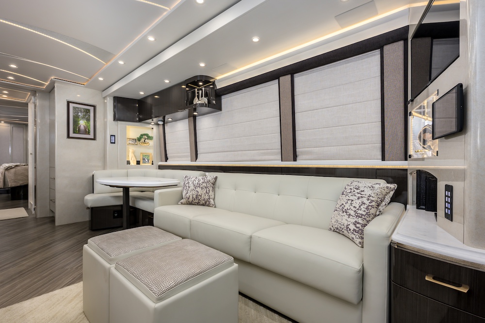 2024 Prevost Marathon X3 For Sale