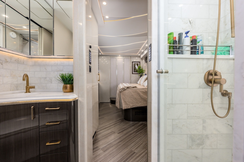 2024 Prevost Marathon X3 For Sale