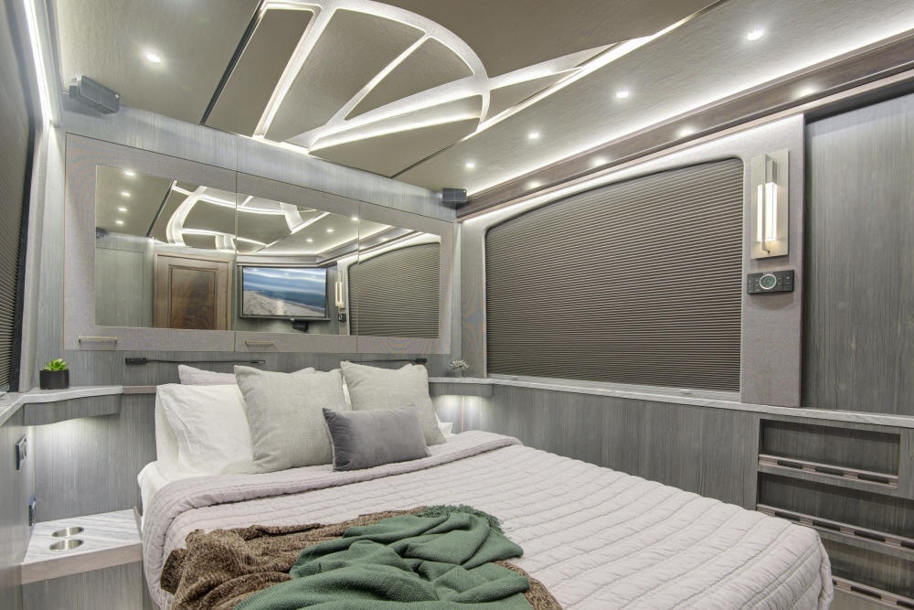 2025 Prevost Florida Coach X3 For Sale