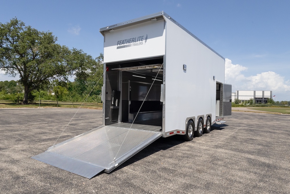 2025 Featherlite Trailer For Sale
