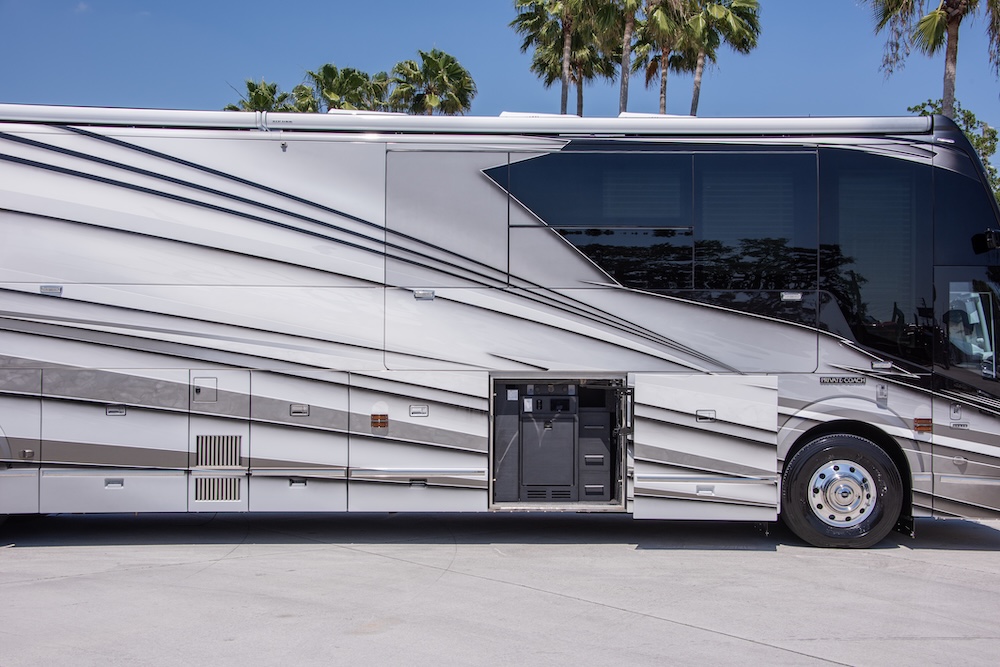 2025 Prevost Liberty H3-45 For Sale