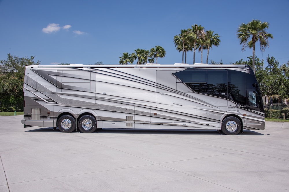 2025 Prevost Liberty H3-45 For Sale