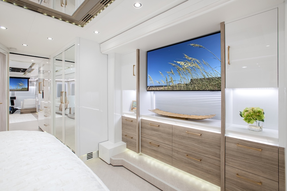 2025 Prevost Liberty H3-45 For Sale