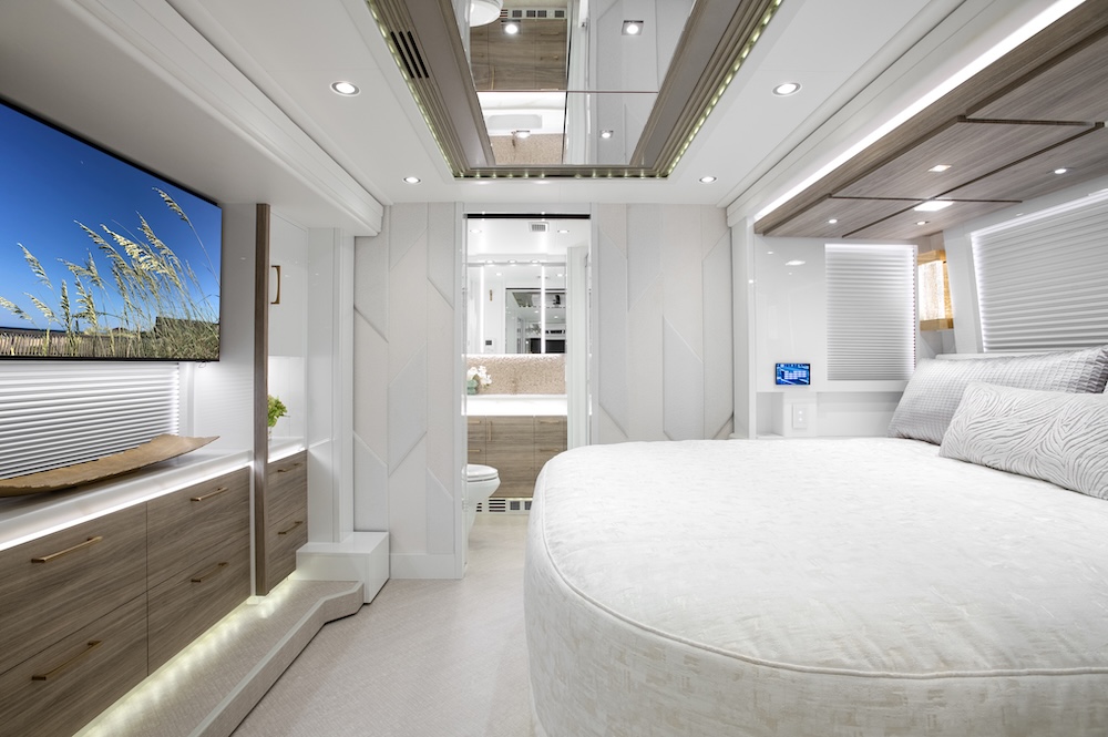 2025 Prevost Liberty H3-45 For Sale