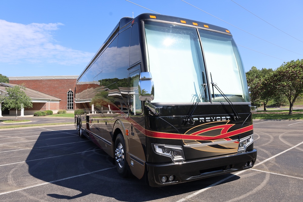 2025 Prevost Nashville Coach  H3-45 For Sale