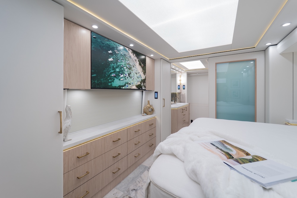 2026 Prevost Marathon H3-45 For Sale