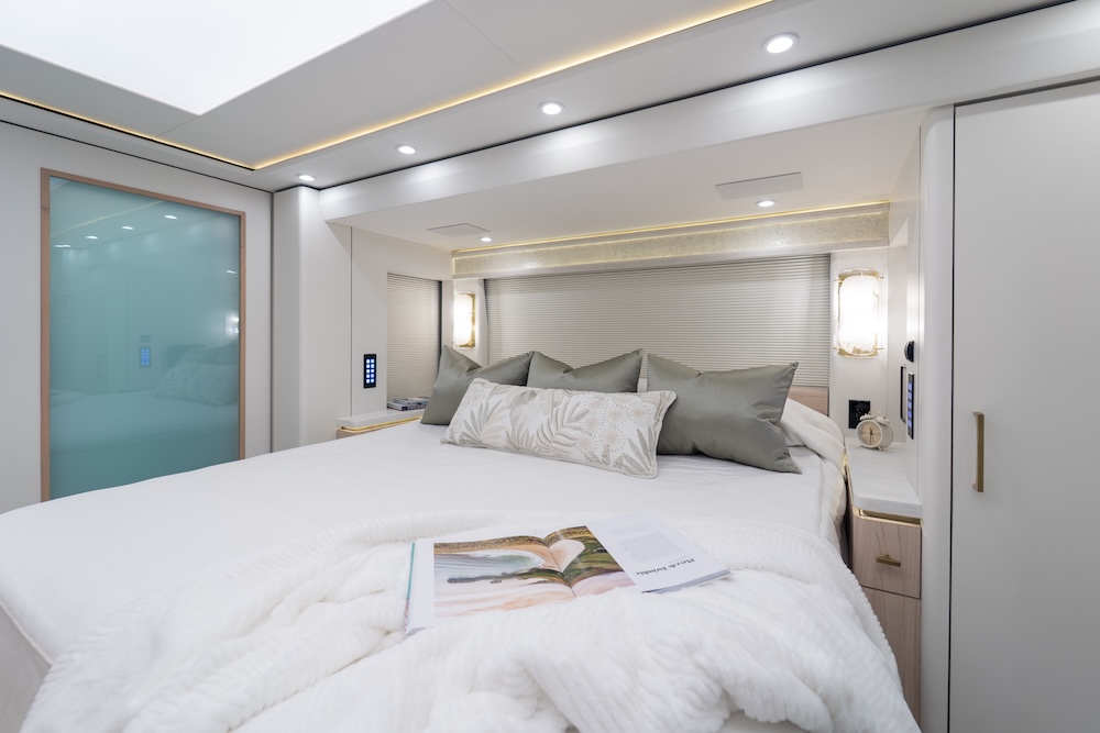 2026 Prevost Marathon H3-45 For Sale