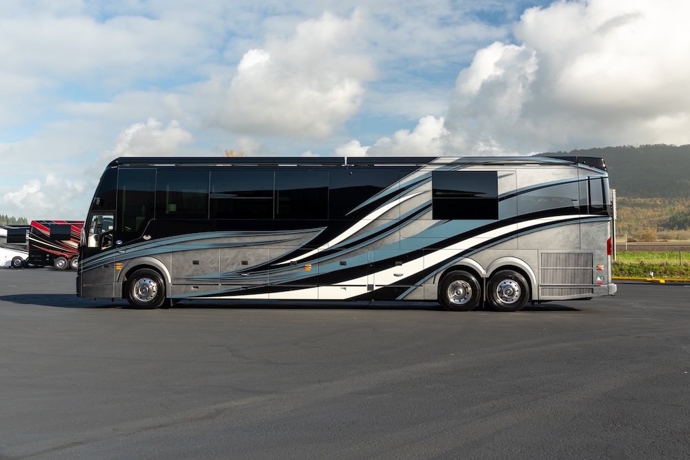 2026 Prevost Marathon H3-45 For Sale