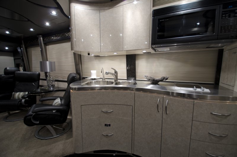 2006 Prevost Marathon XLII For Sale