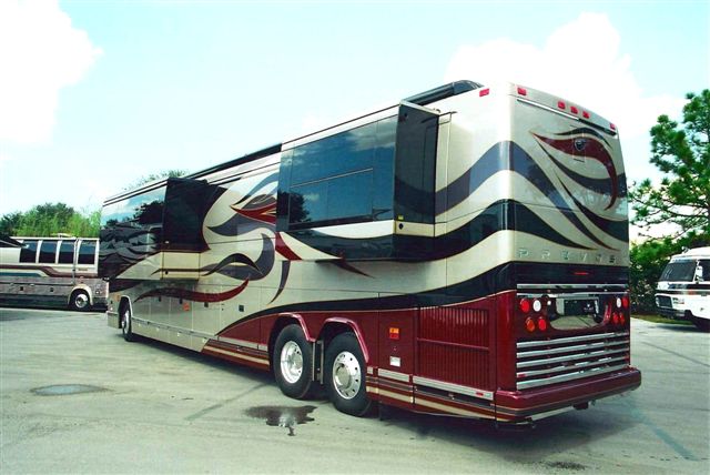 2004 Prevost Parliament H3-45