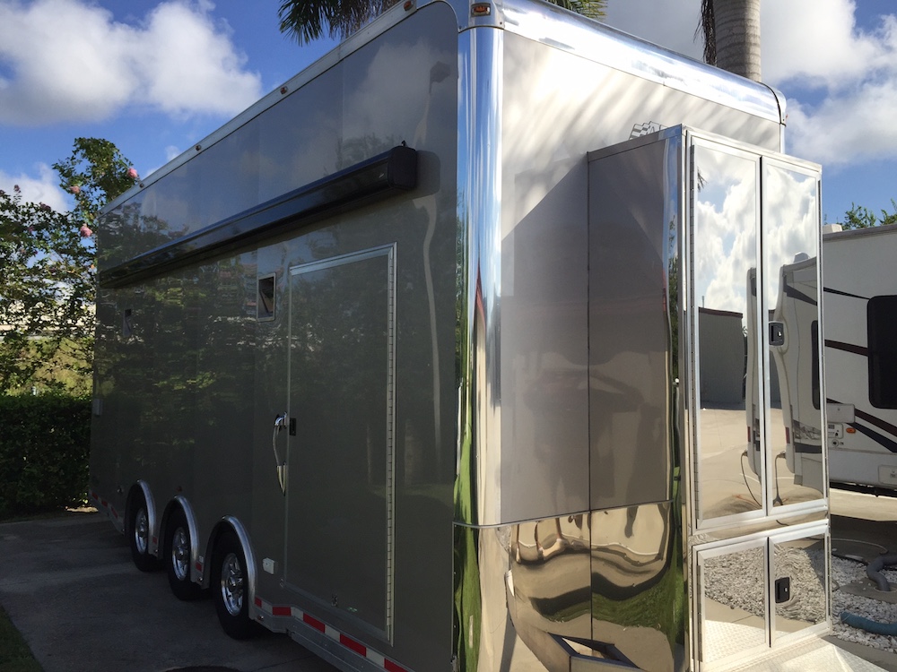 2011 Prevost Trailer For Sale