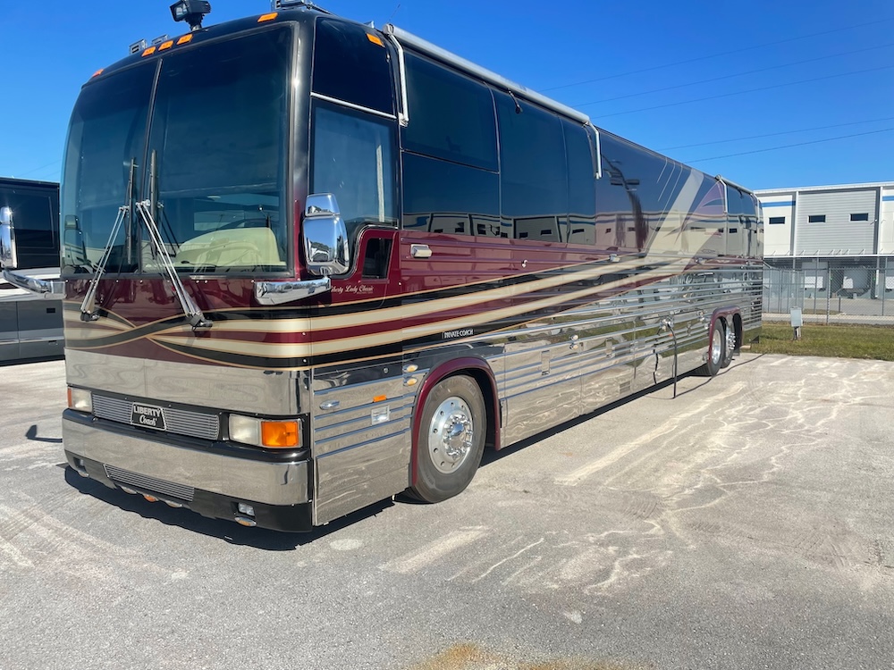 2001 Prevost Liberty XLII For Sale