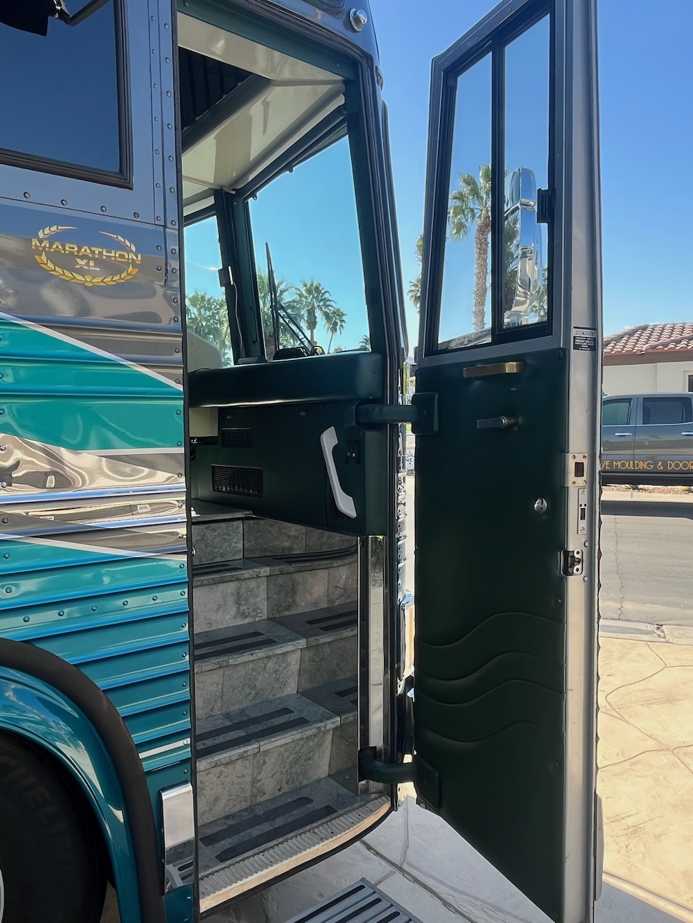 1991 Prevost Marathon XL For Sale