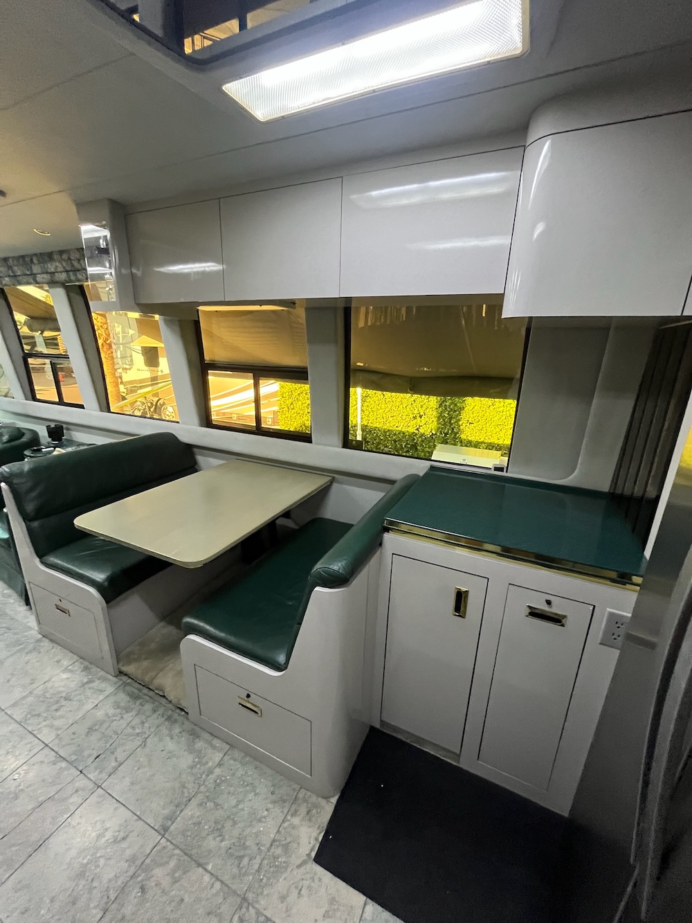 1991 Prevost Marathon XL For Sale