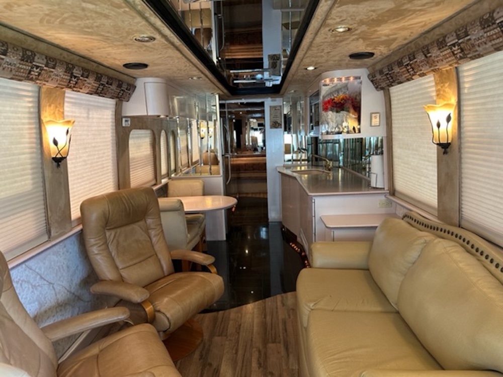1995 Prevost Country Coach XL For Sale