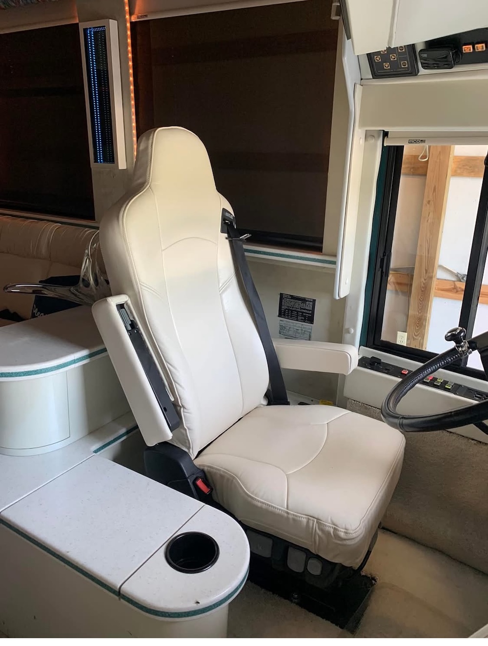 1996 Prevost Country Coach XL For Sale