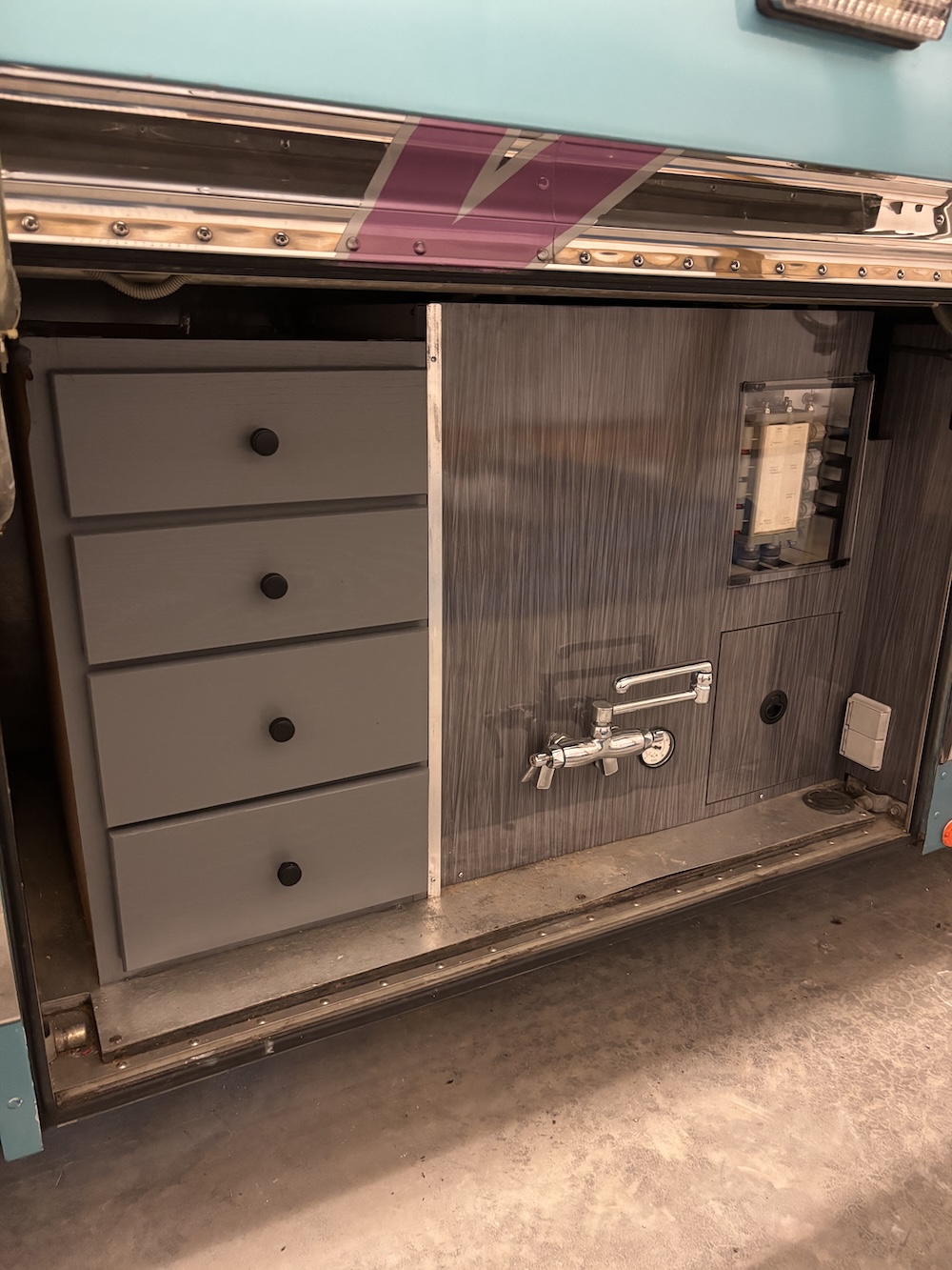 1996 Prevost Country Coach XL For Sale