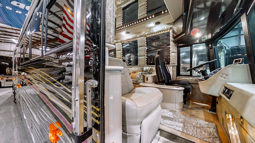 1996 Prevost Liberty XL For Sale