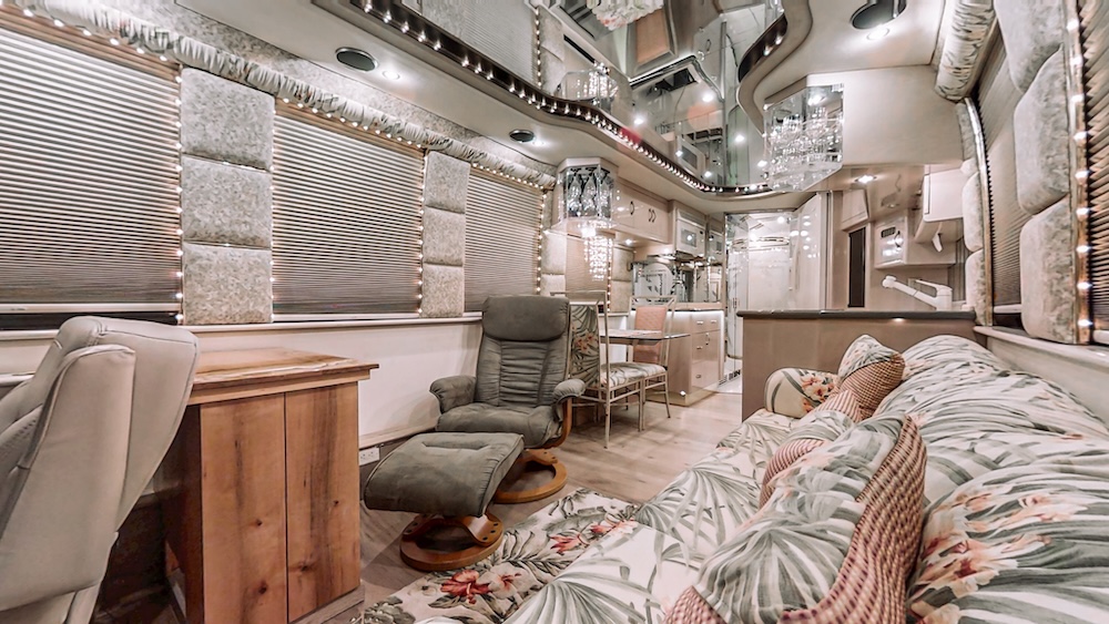 1996 Prevost Liberty XL For Sale