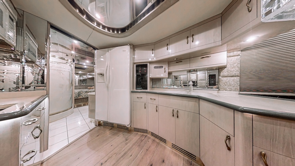 1996 Prevost Liberty XL For Sale