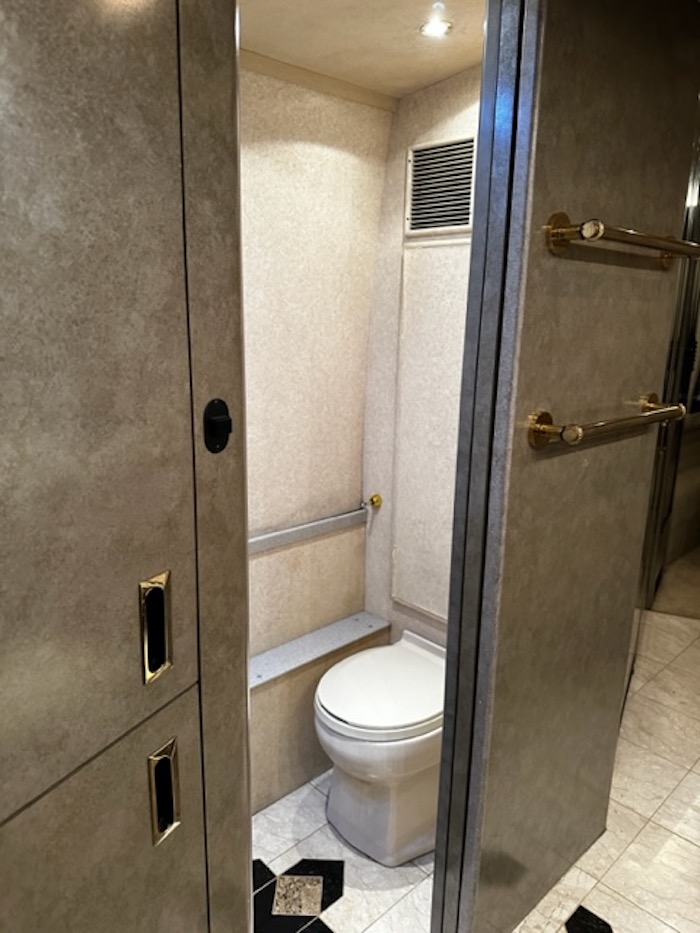 1996 Prevost Marathon H3-45 For Sale