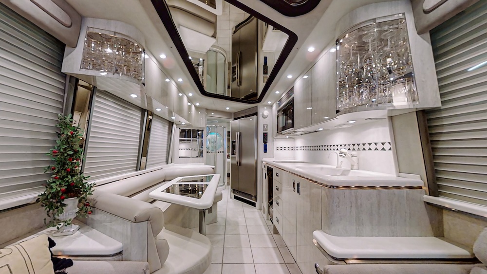 1996 Prevost Marathon XL For Sale