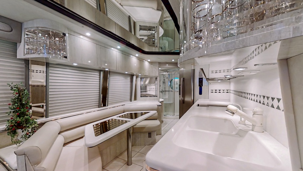1996 Prevost Marathon XL For Sale