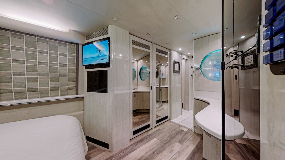 1996 Prevost Marathon XL For Sale
