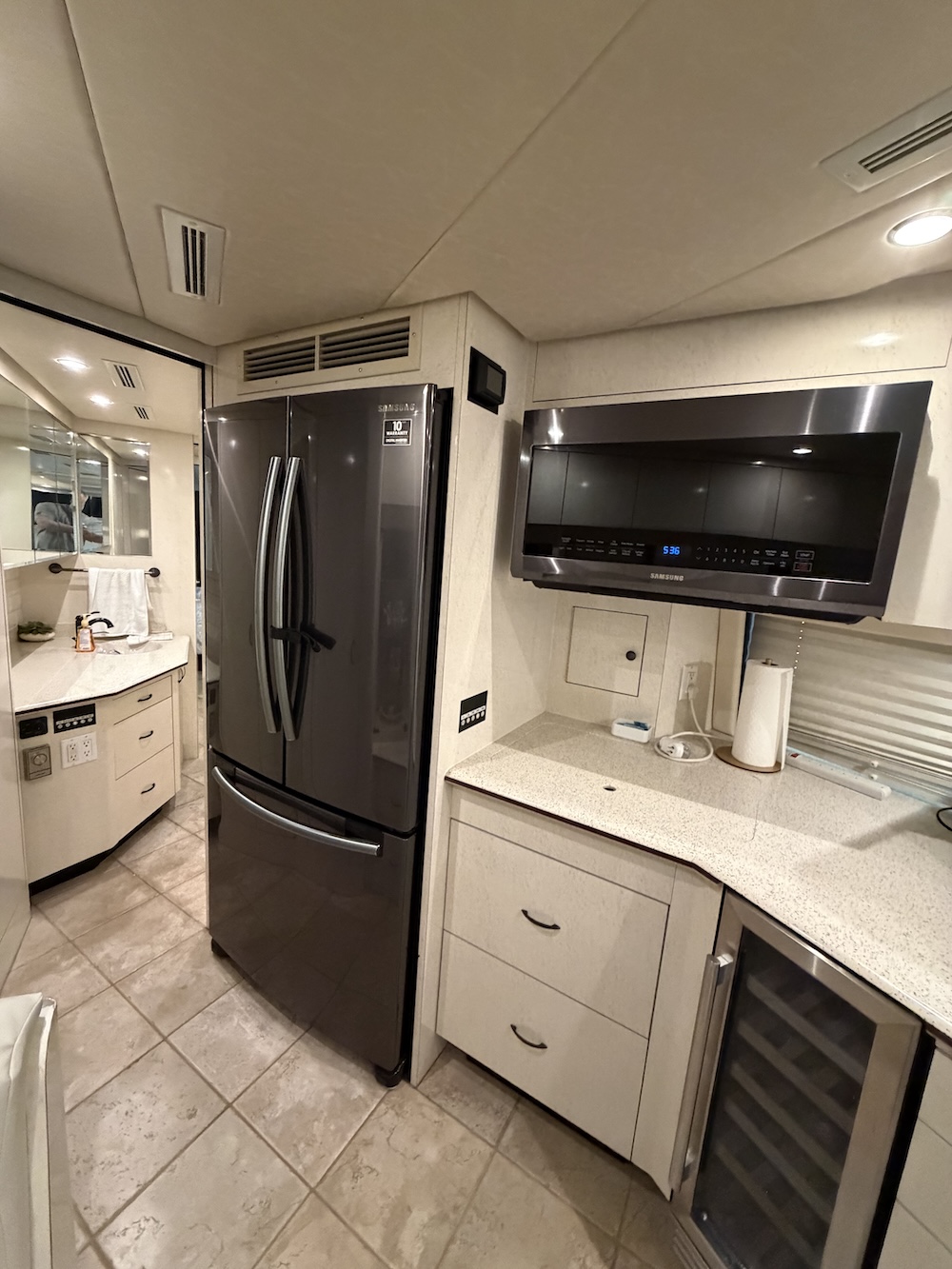 1997 Prevost Angola H3-45 For Sale