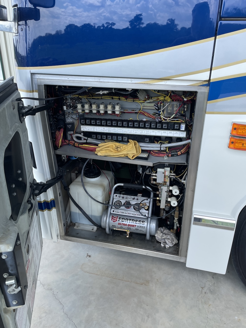 1997 Prevost Angola H3-45 For Sale