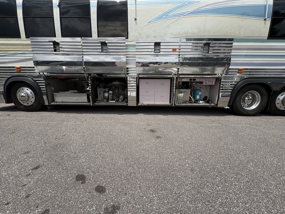 1997 Prevost Angola XL For Sale