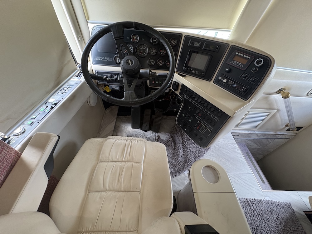 1997 Prevost Angola XL For Sale
