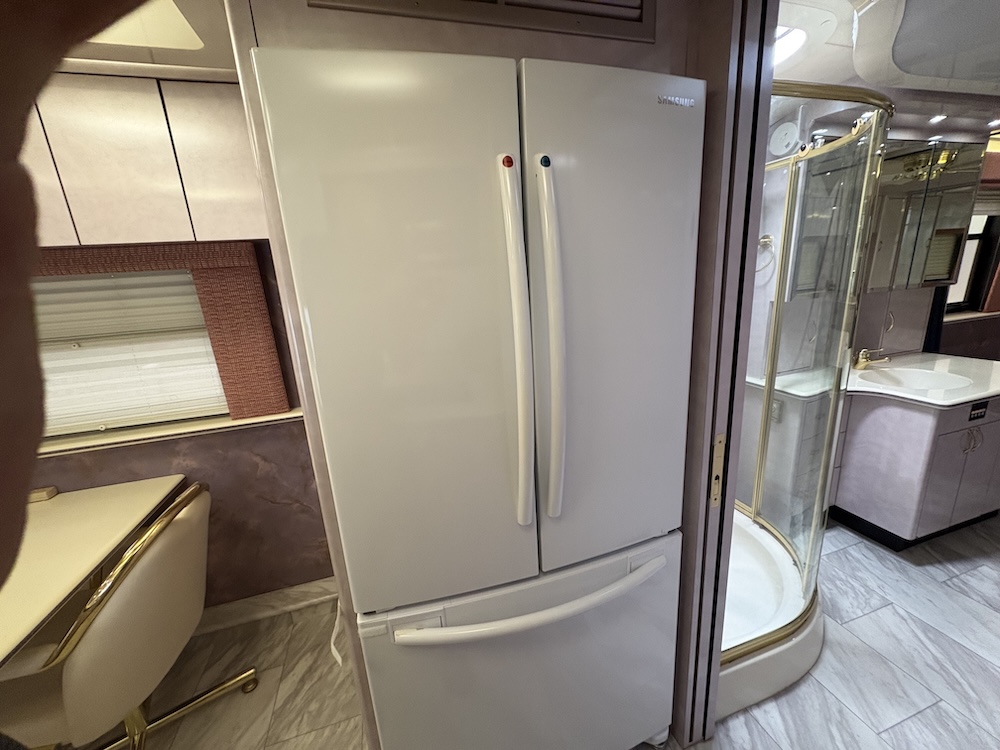1997 Prevost Angola XL For Sale