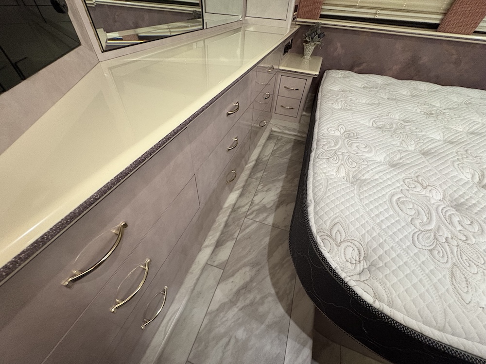 1997 Prevost Angola XL For Sale
