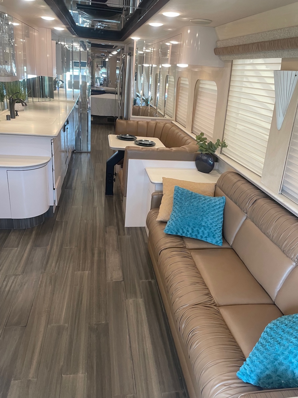 1997 Prevost Country Coach XL For Sale