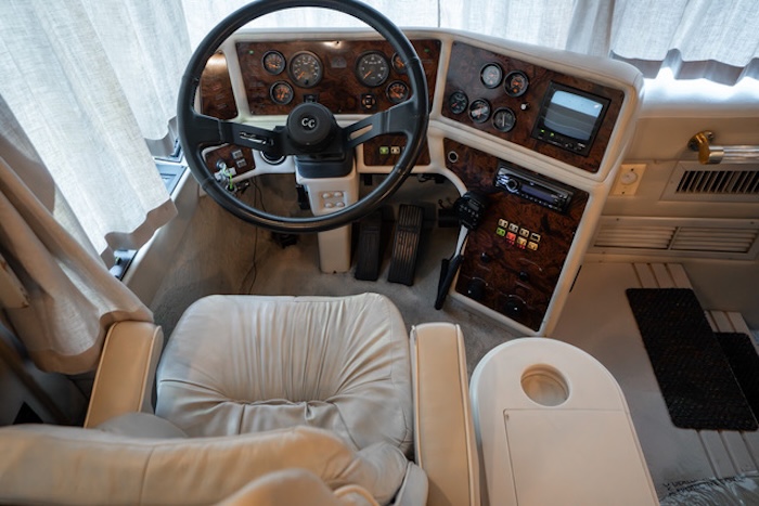 1997 Prevost Country Coach XL For Sale