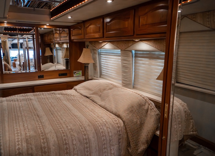 1997 Prevost Country Coach XL For Sale