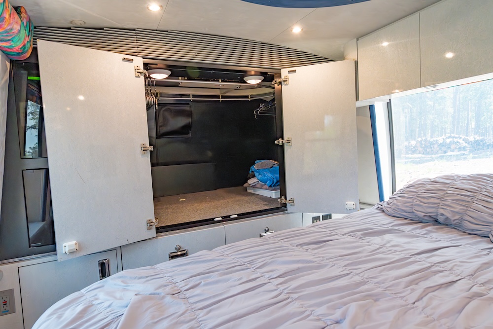 1997 Prevost Marathon XL For Sale
