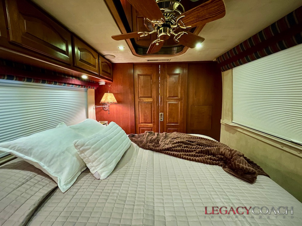 1998 Prevost Country Coach XL For Sale