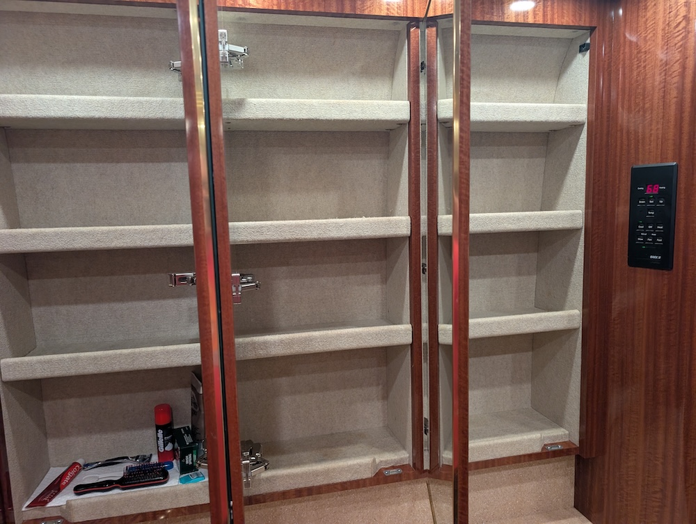 1998 Prevost Marathon XL For Sale