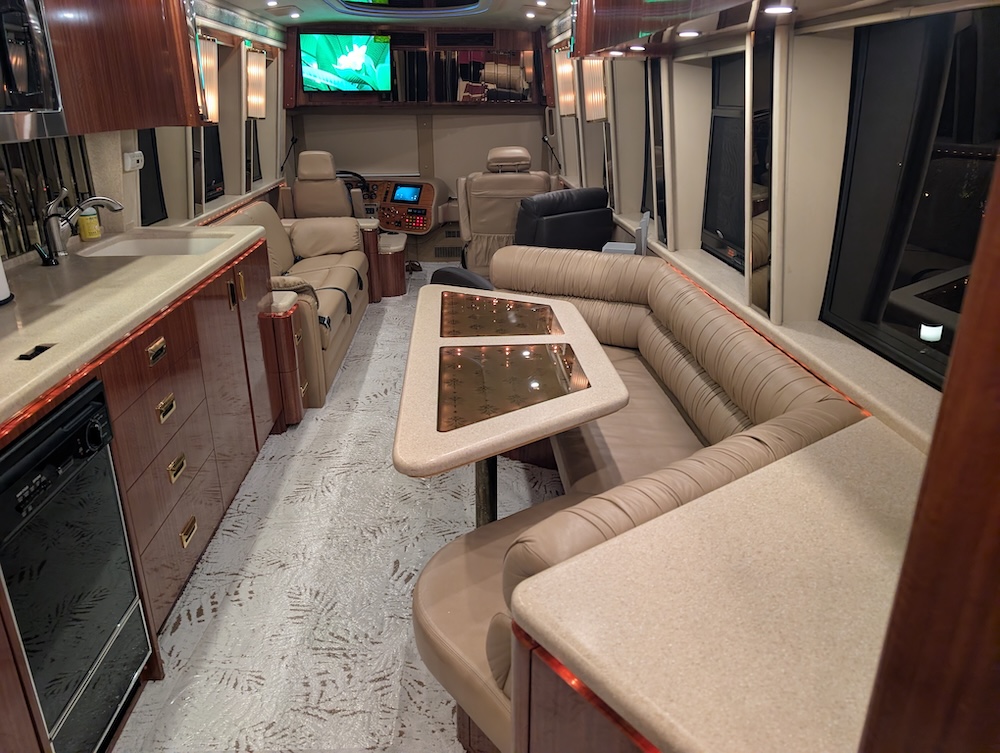 1998 Prevost Marathon XL For Sale