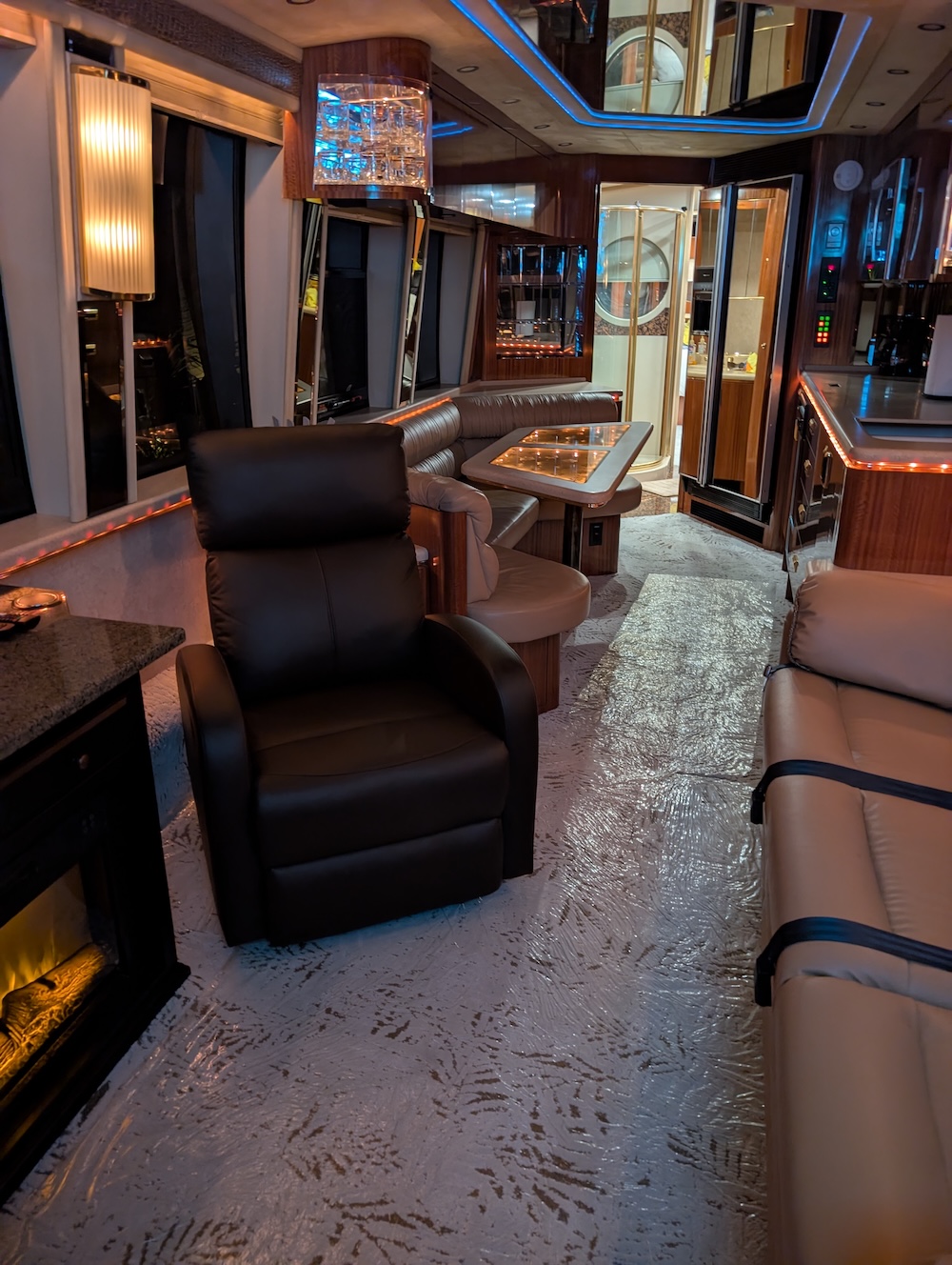 1998 Prevost Marathon XL For Sale
